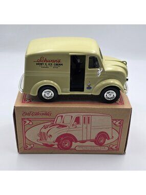Ertl Collectibles 1950 Divco Delivery Truck Schwan's Dairy Ice Cream w Box 2000